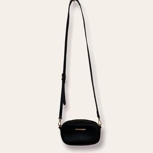 ALDO cross body bag/ Fanny pack